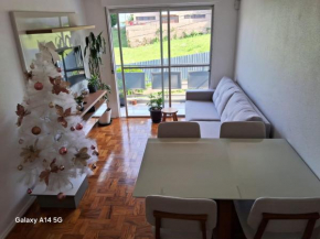 Apto bem localizado e tranquilo no centro